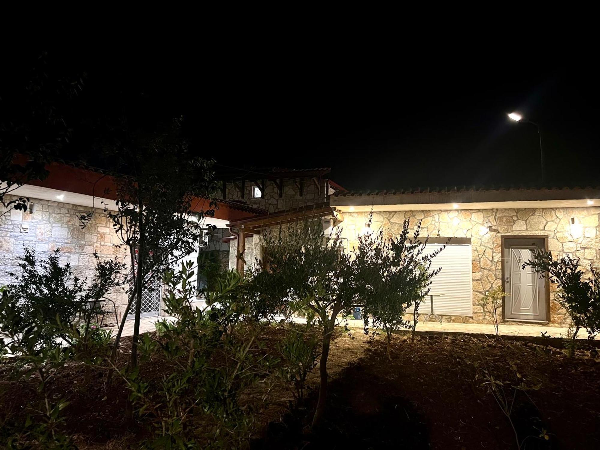 Jardin Miraculeux Hotel Himara Kültér fotó