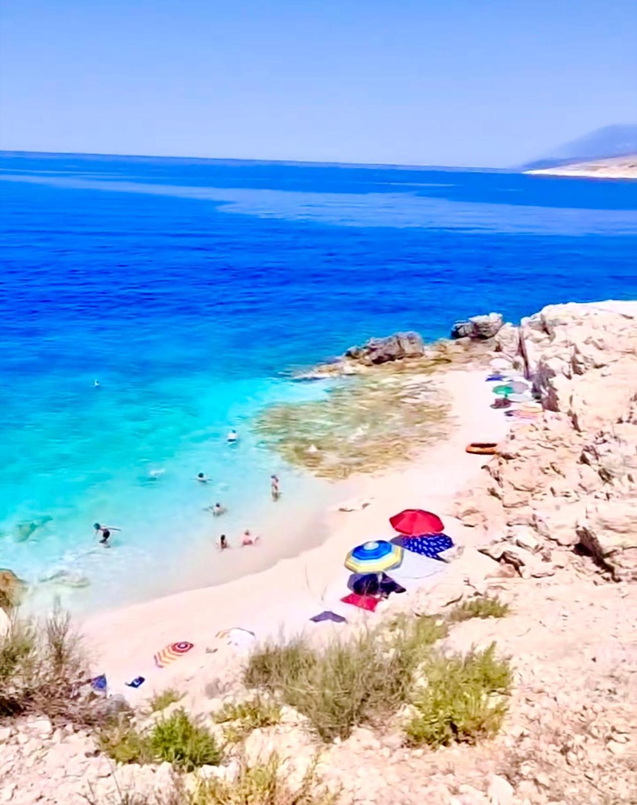 Jardin Miraculeux Hotel Himara Kültér fotó