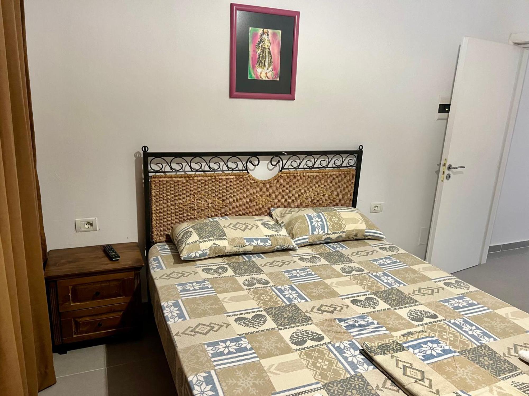 Jardin Miraculeux Hotel Himara Kültér fotó