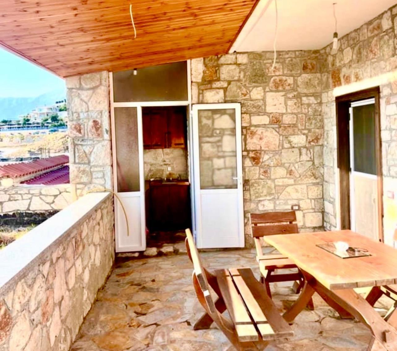 Jardin Miraculeux Hotel Himara Kültér fotó