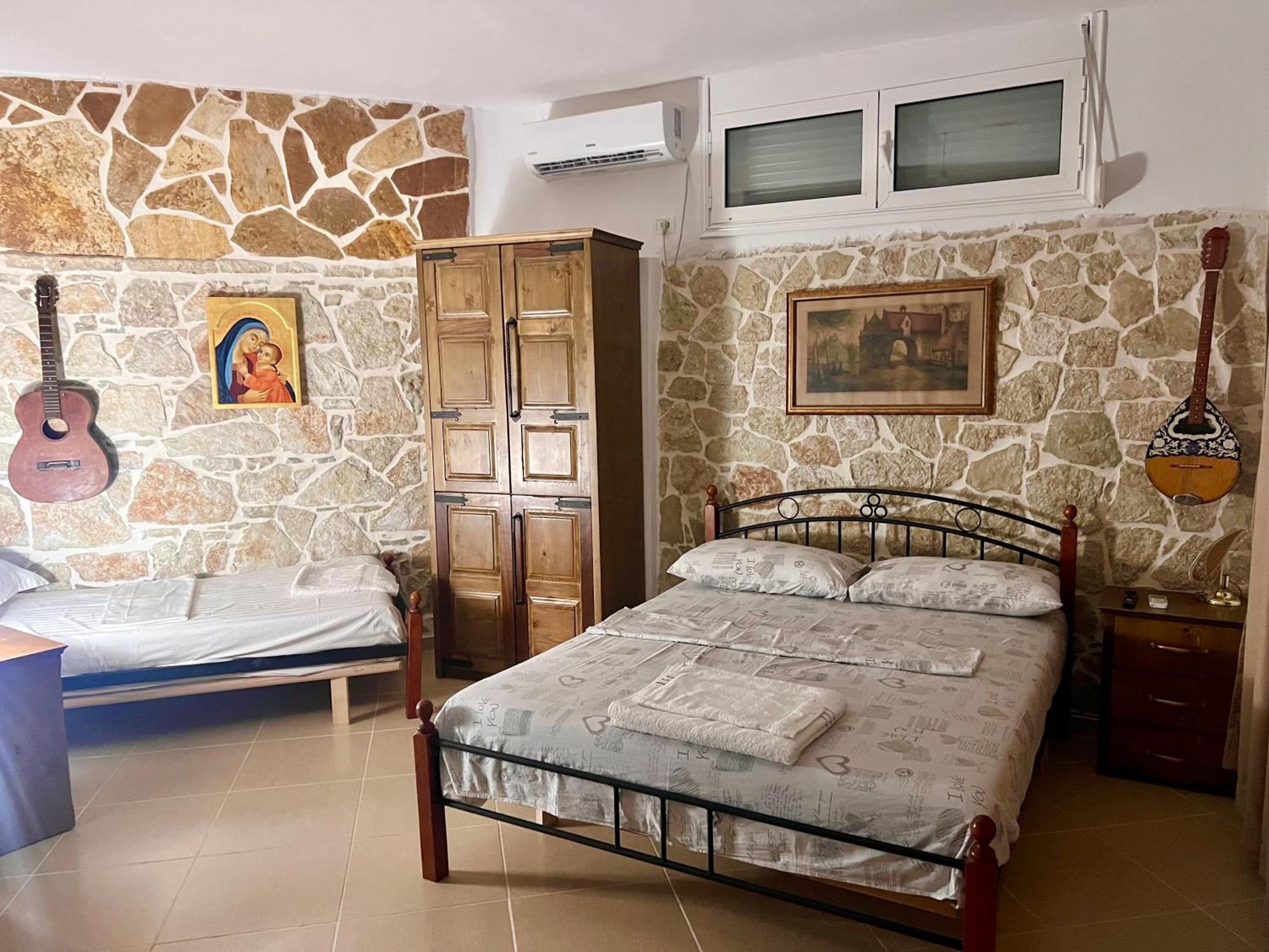Jardin Miraculeux Hotel Himara Kültér fotó