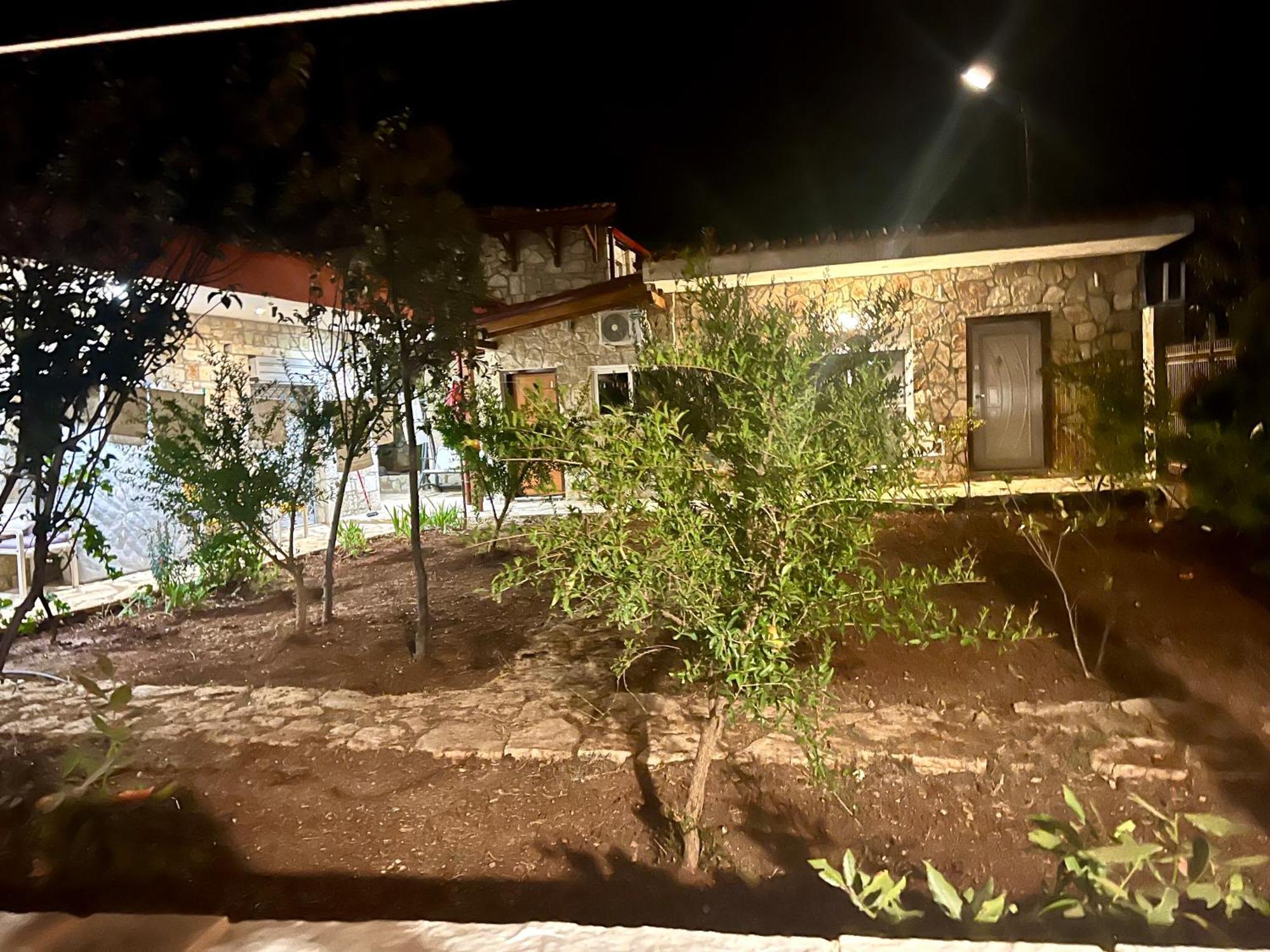 Jardin Miraculeux Hotel Himara Kültér fotó