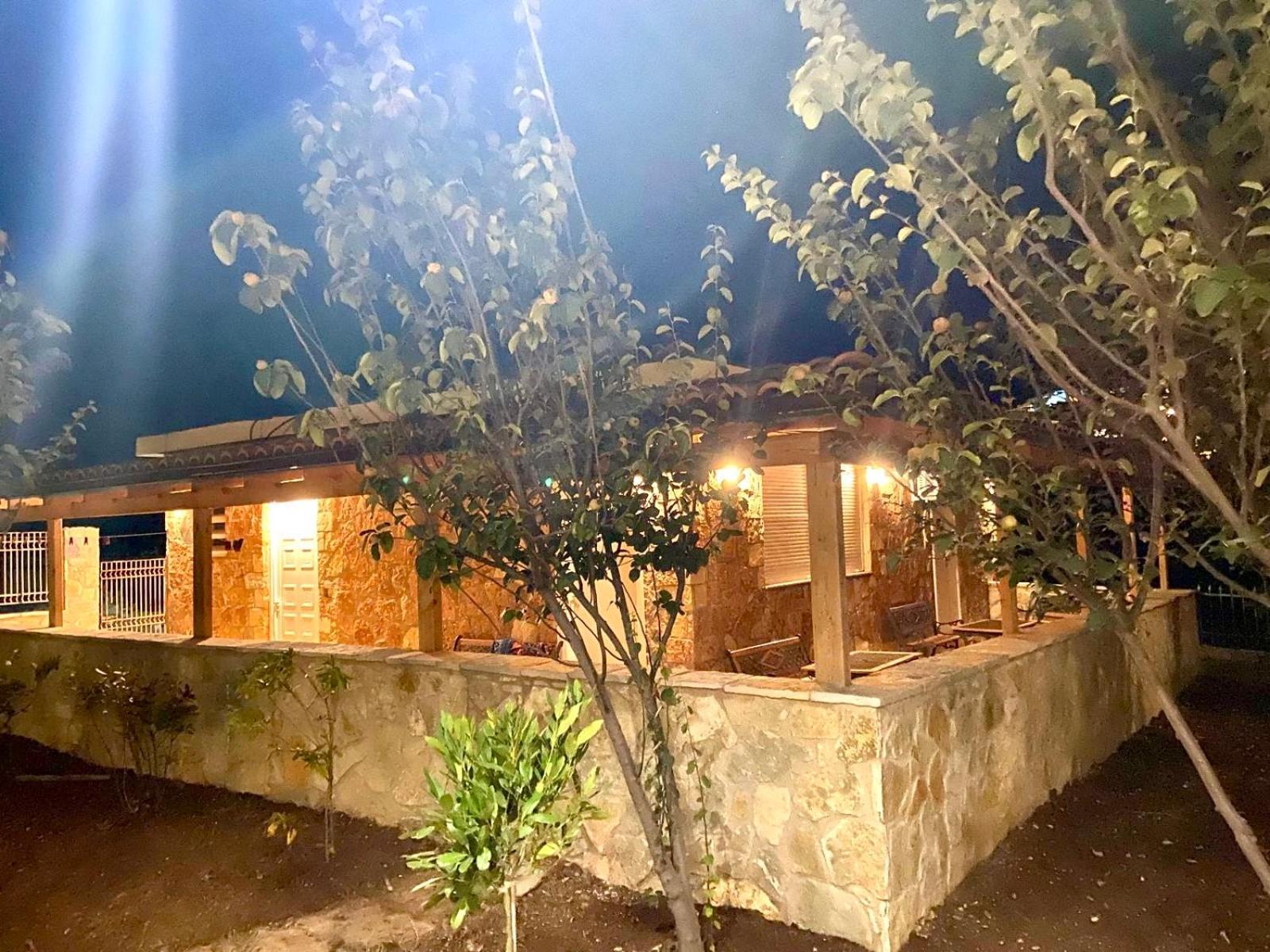 Jardin Miraculeux Hotel Himara Kültér fotó