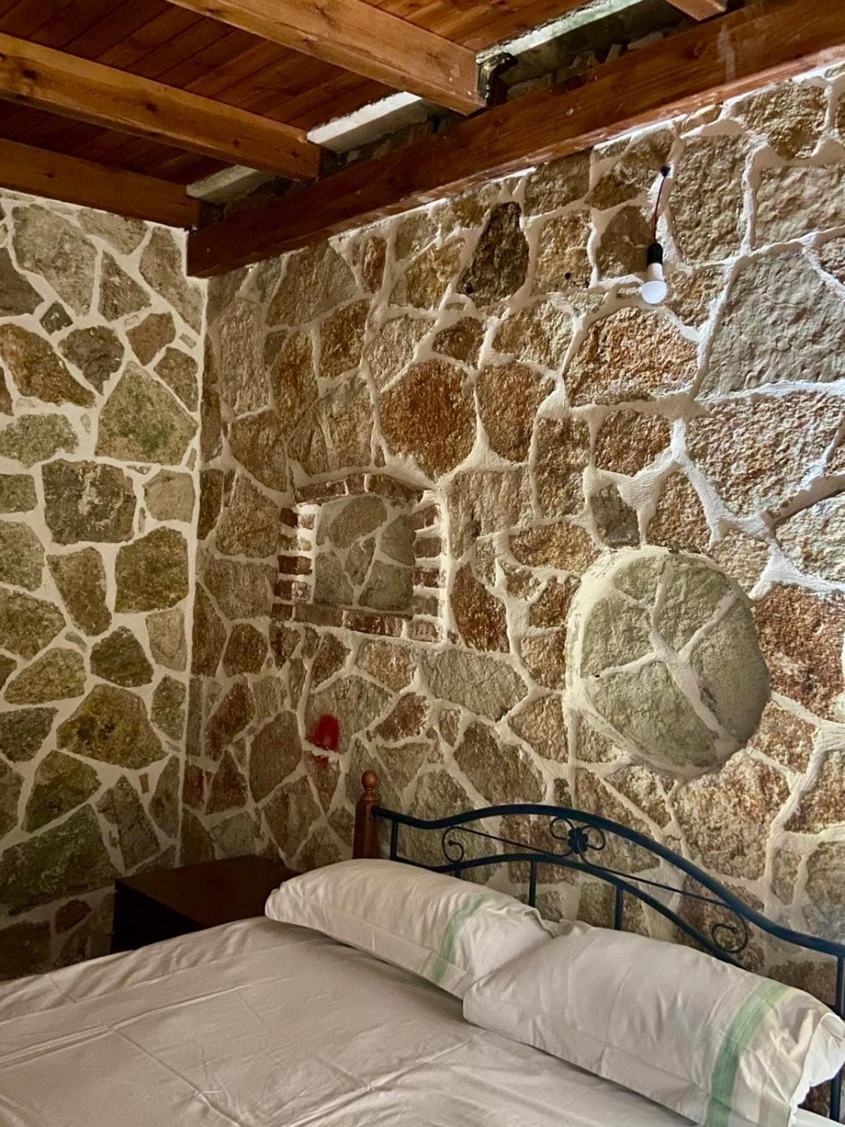 Jardin Miraculeux Hotel Himara Kültér fotó